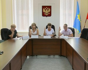 ЗАСЛУЖЕННЫЕ ЖИТЕЛИ ГОРОДА ПОЛУЧАТ НАГРАДЫ